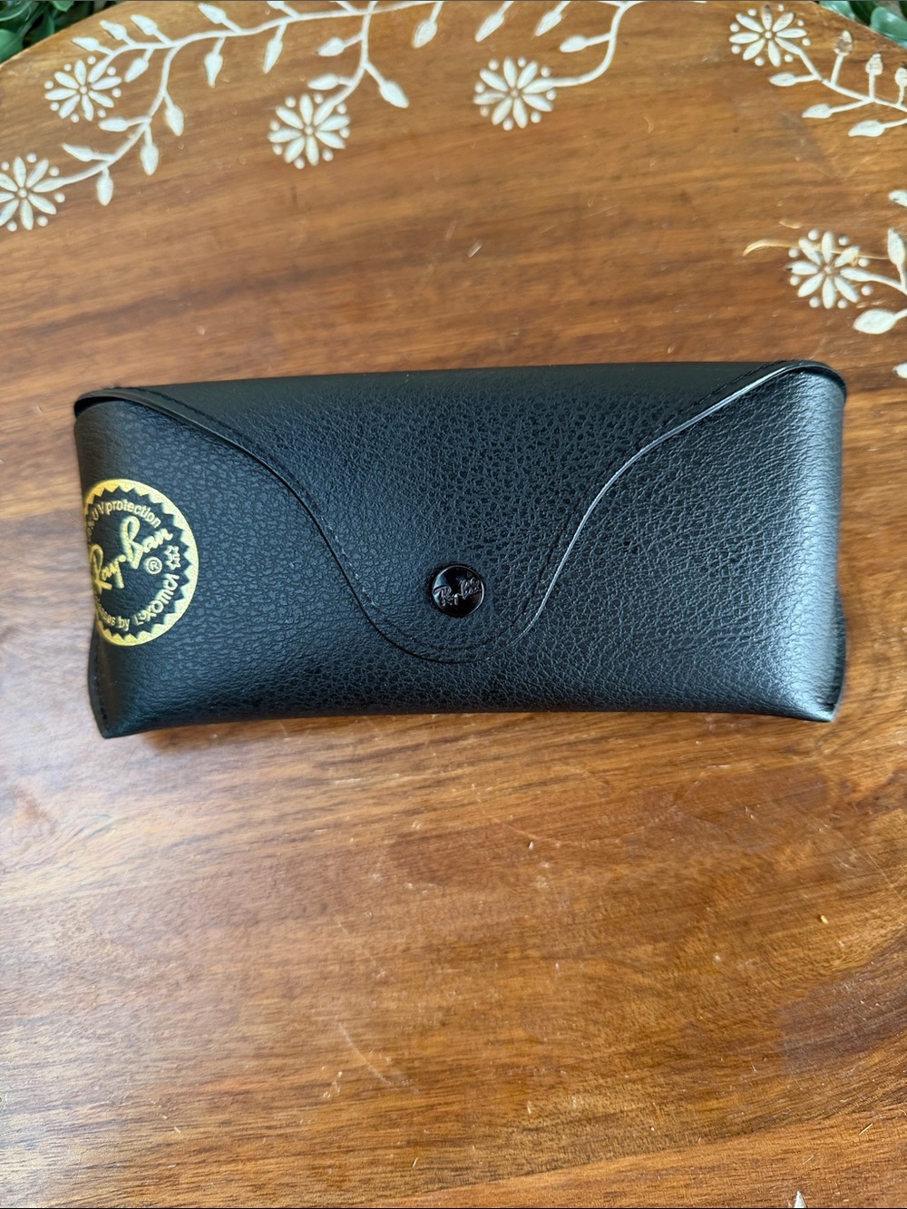 Ray-Ban Black Leather Sunglasses Case with Cleaning Cloth New